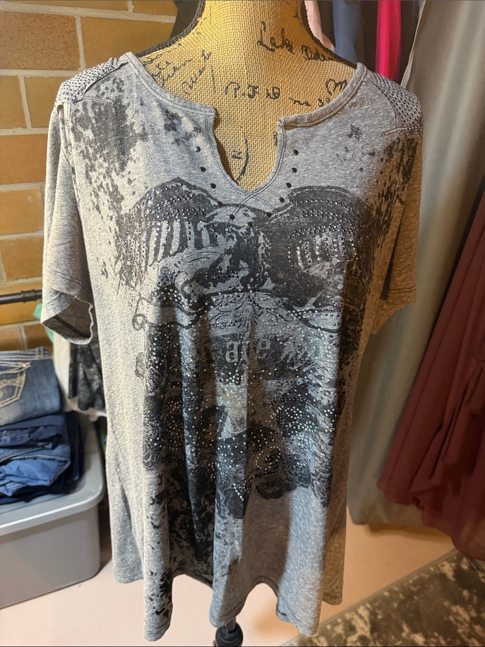 Maurices 3X Gray Short Sleeve Graphic Tee